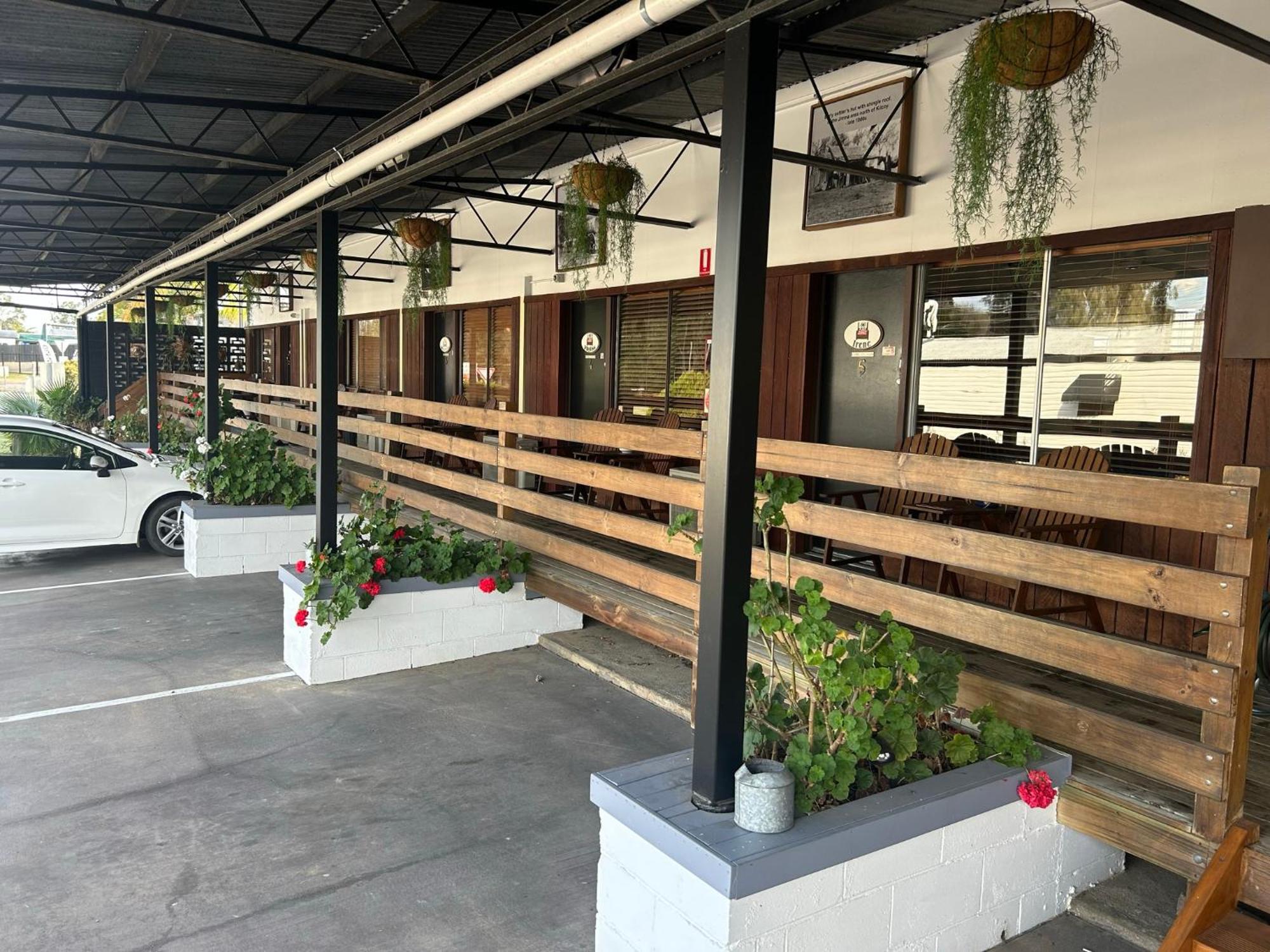 Kilcoy Motel Экстерьер фото